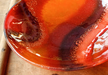 Cargar imagen en el visor de la galería, Fuente Tierra Viva con Stand