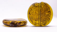 Cargar imagen en el visor de la galería, Big Flat Rounded Glass Beads
