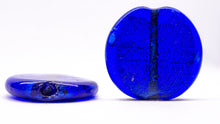 Cargar imagen en el visor de la galería, Big Flat Rounded Glass Beads
